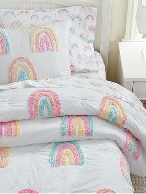 SINGLE - Candlewick Rainbow Comforter